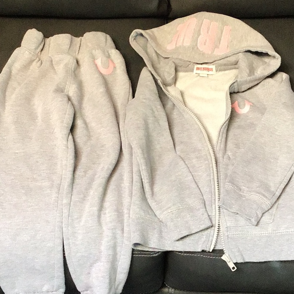 Little girls jogging suit